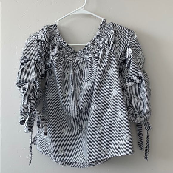 Socialite Off The Shoulder White/Nagy Striped Top - Picture 3 of 3